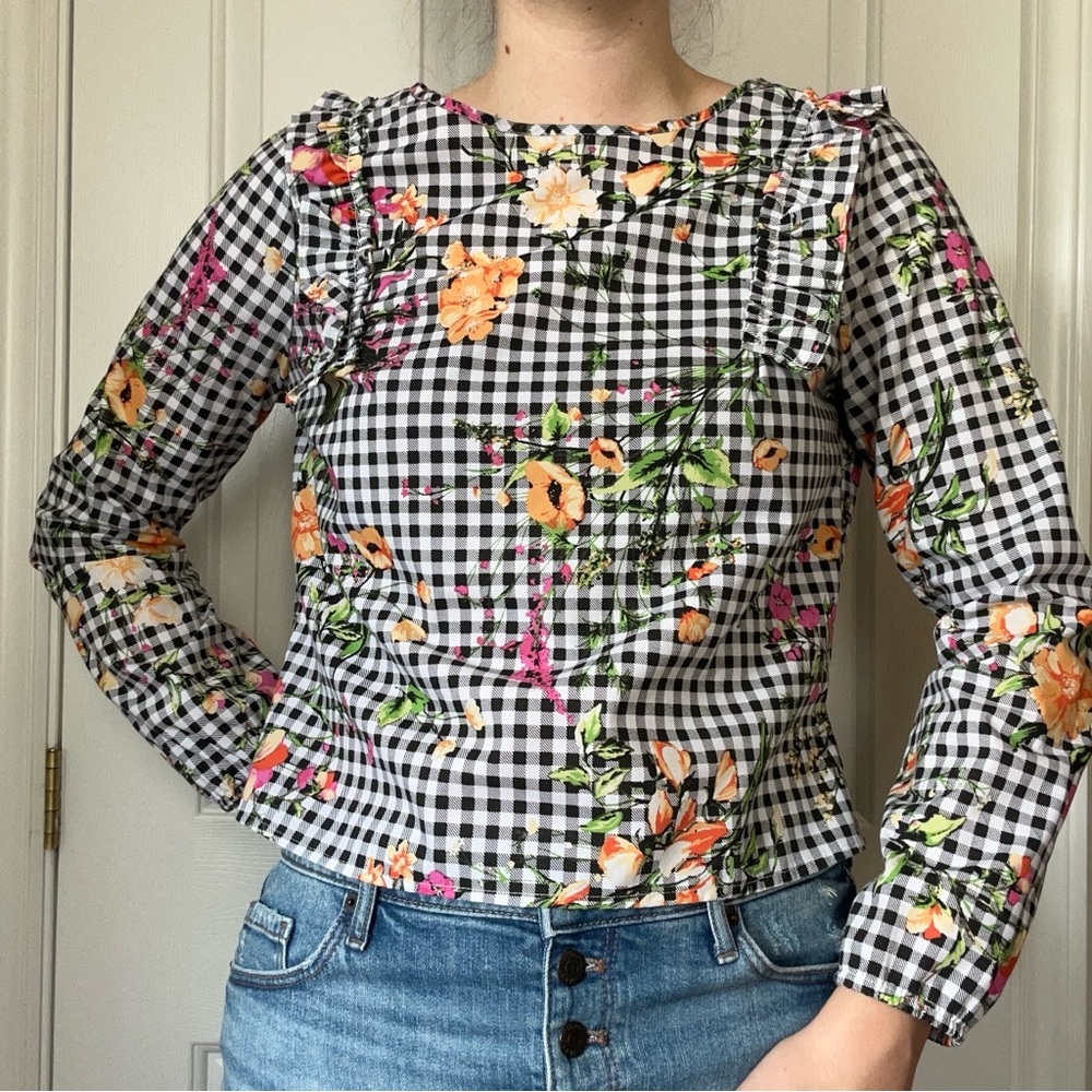 Floral Cropped Ruffle Blouse